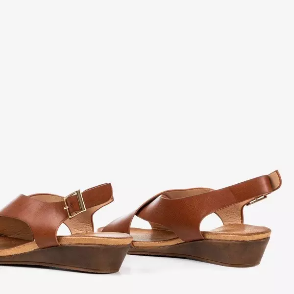 OUTLET Brown women's sandals on a low wedge Jaliga - Shoes