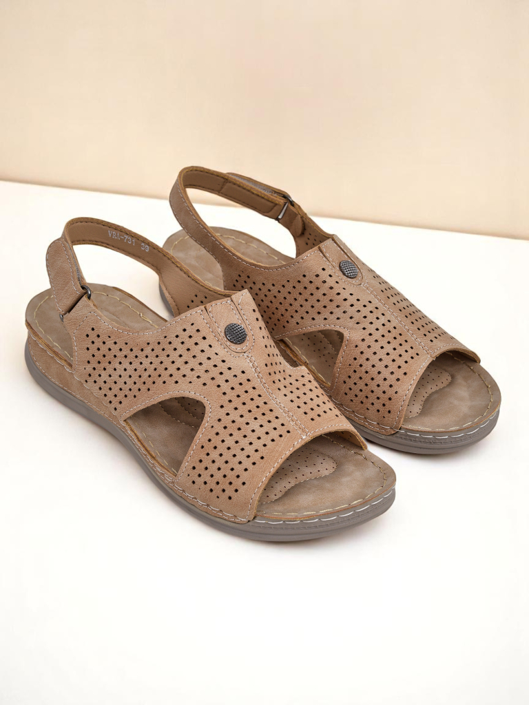 Royalfashion sieviešu perforētās sandales Leminni