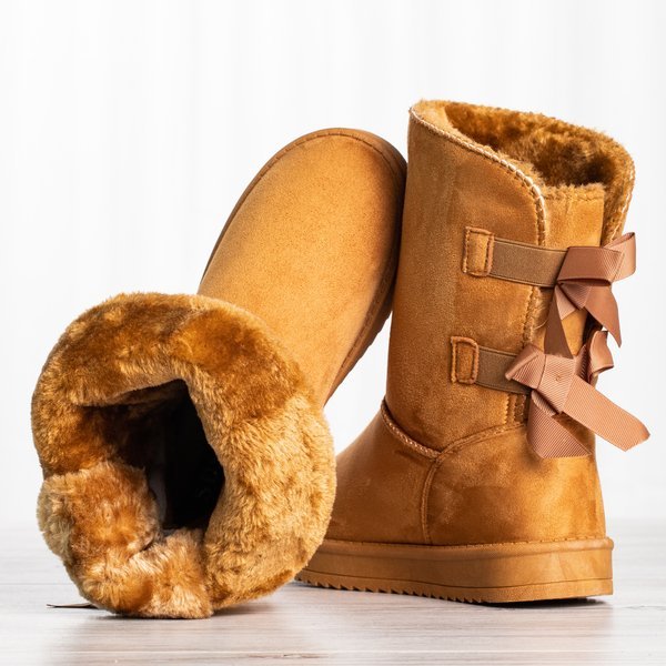 Brown mukluki snow boots with bows Snowy - Footwear 1