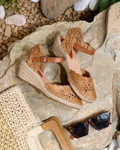 Royalfashion Braided women's sandals on heels in camel color Gluzja