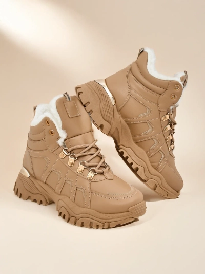 Royalfashion Women's Sneakers with Furry Megigna