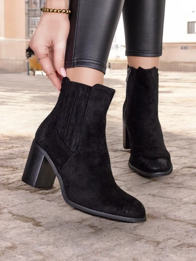 Royalfashion Eko-zamšādas sieviešu zābaki uz bloka papēža Cesios