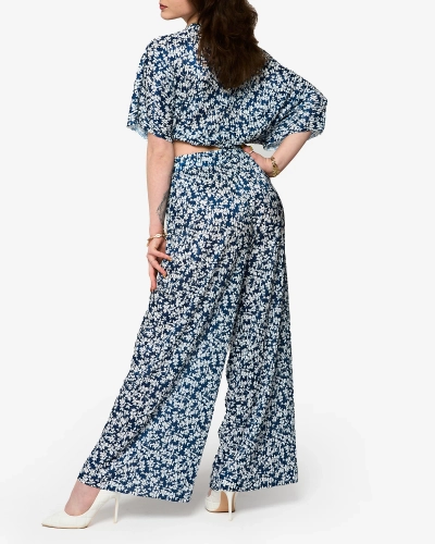Women's navy blue pleated set with black flowers - Clothing