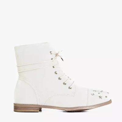 OUTLET Bēšas krāsas sieviešu zābaki ar rotājumiem Matildat - Apavi