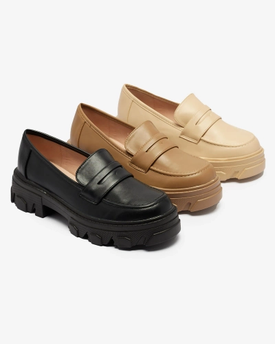 Women's beige moccasins on a solid sole Desika - Footwear