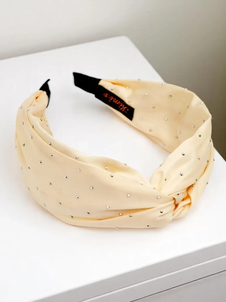 Royalfashion Galvas stīpa ar mirdzošiem akmeņiem Shine Twist