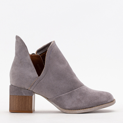 Серые женские ботильоны Karela