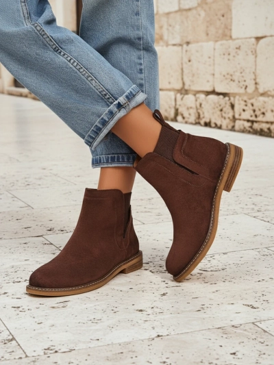 Women's Chelsea-style ankle boots made of eco-suede Veysi