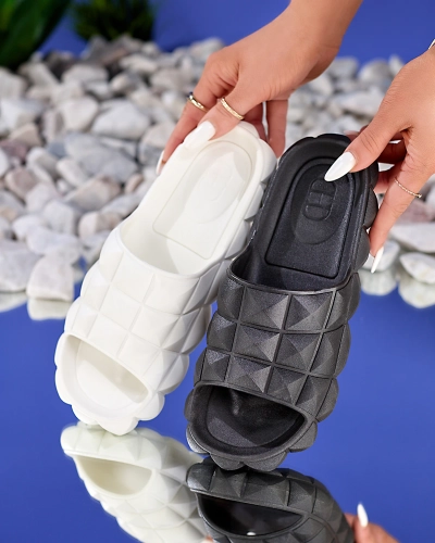 Royalfashion Sieviešu čības ar reljefu melnā krāsā Ambeha