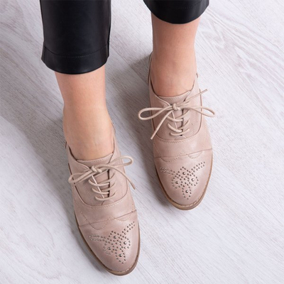 Pink shoes with flat heels and Nose rivets - Shoes 1