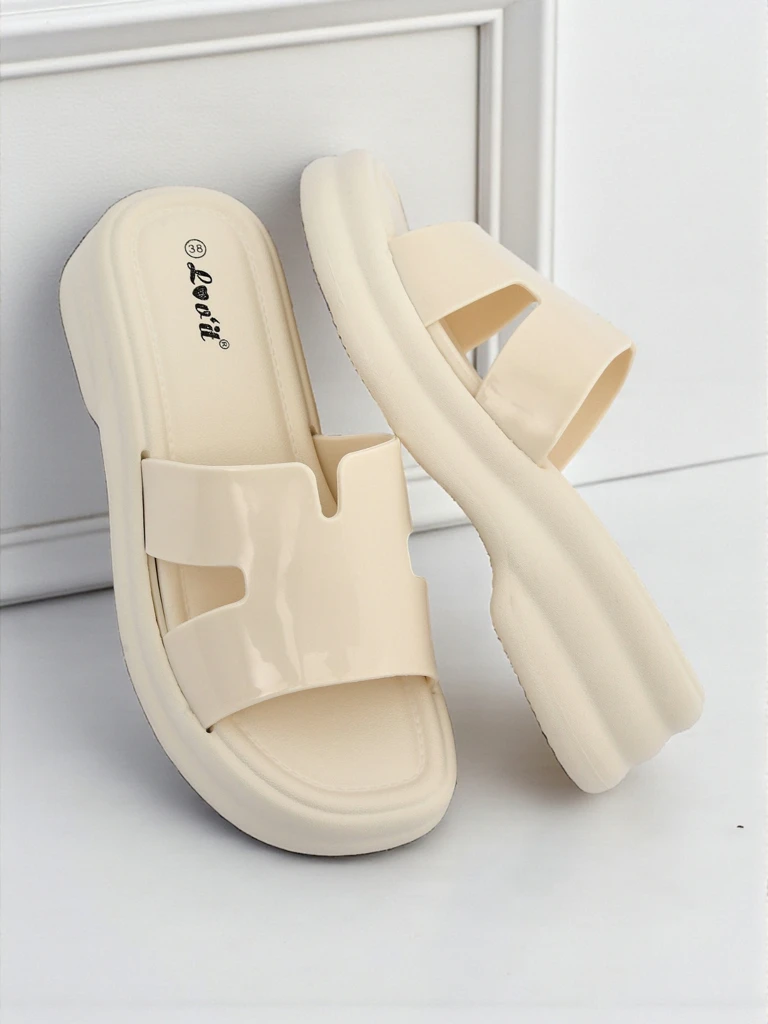 Royalfashion Женские шлепанцы на толстой подошве Nova Gloss