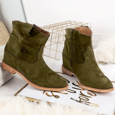 Зеленые ковбойские сапоги на обтянутой танкетке Astrit - Обувь