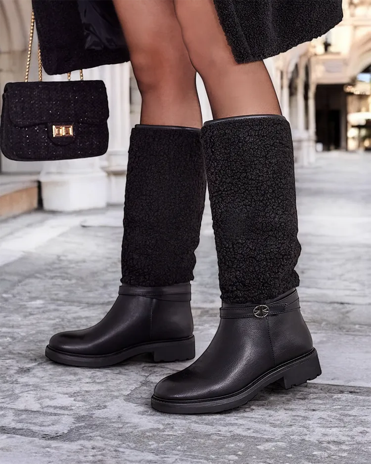 Женские сапоги без шнуровки Royalfashion Cozzue