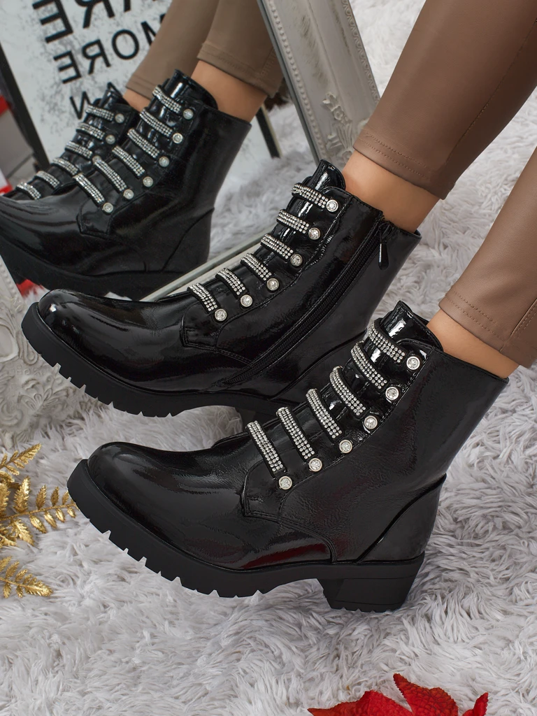 Fjorra Women's Patent Lace-up Ankle Boots