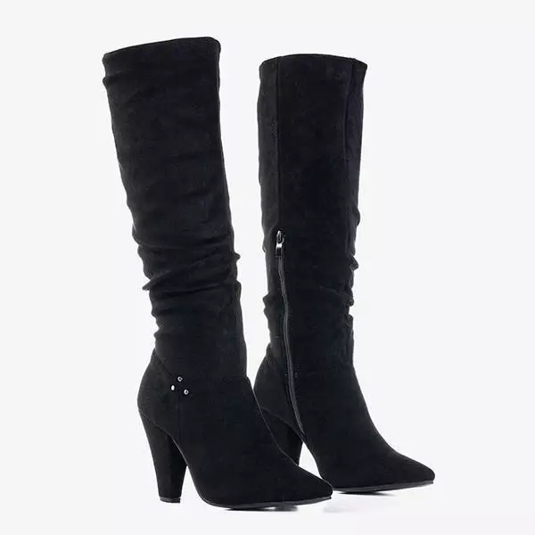 OUTLET Black boots with a triangular heel Virelo - Shoes