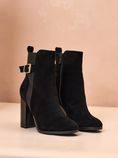 Royalfashion Women's ankle boots on a Vierod post
