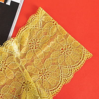 Women's yellow lace boxer shorts - Underwear