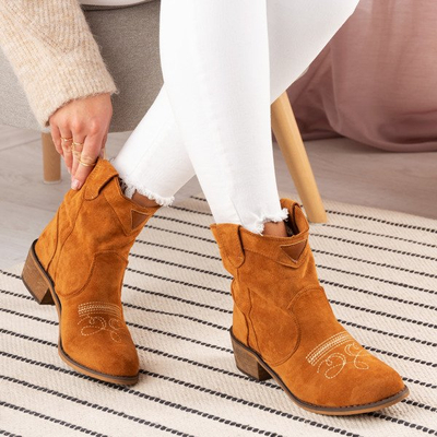 Brown low-heeled cowboy boots Toronto - Footwear 1