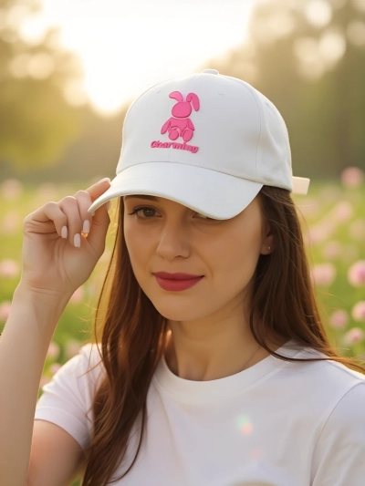 Royalfashion Cepure ar Zaķa Plāksteri Wink