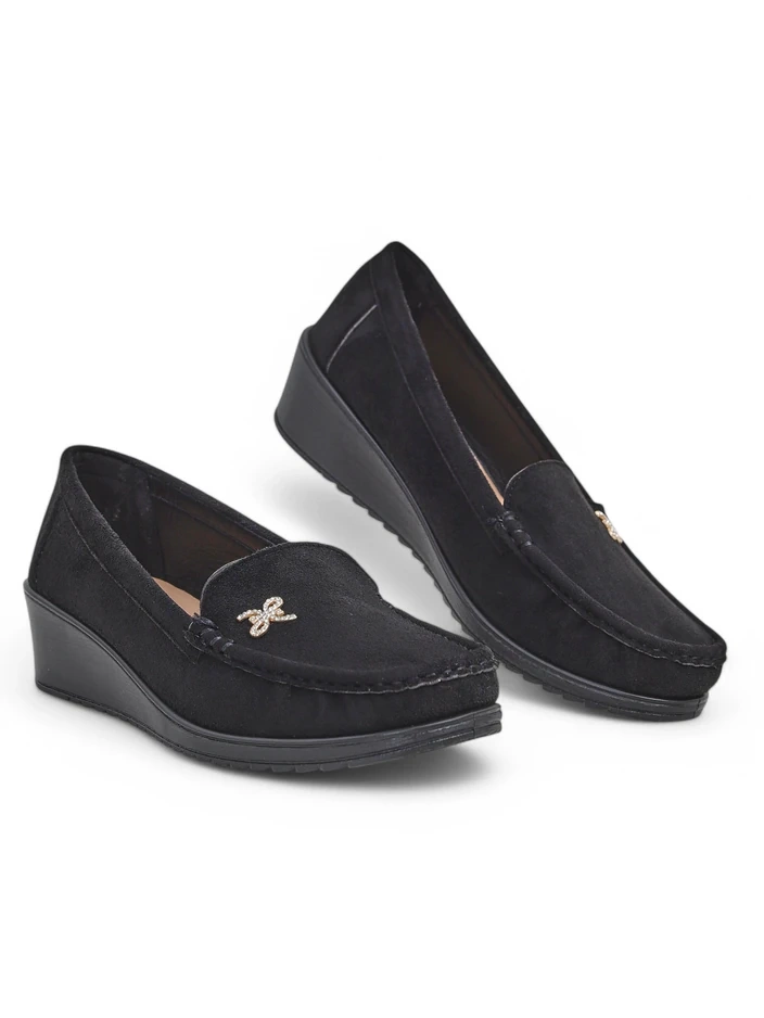 Royalfashion Women's moccasins on a low wedge Lomman