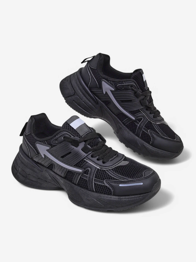 Royalfashion Women's sports sneakers on a thicker sole Beysa