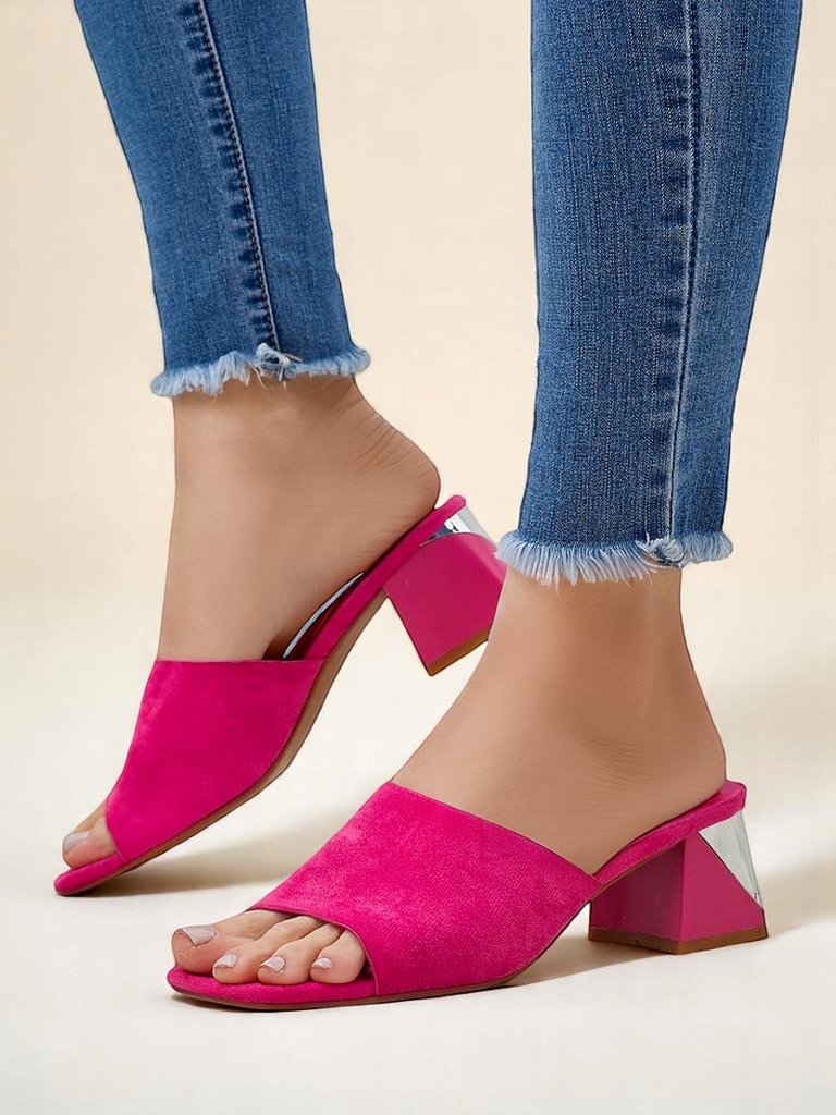 Royalfashion sieviešu šlepes ar dekoratīviem papēžiem Vollatie