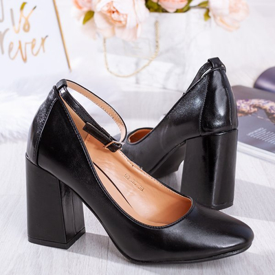 Matteless black pumps on the taller post - Footwear
