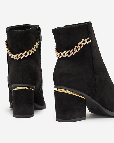 Черные женские сапоги на шпильке с цепочкой Bellami- Footwear