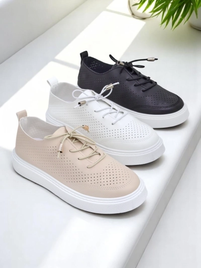 Royalfashion Women's perforated laced sports shoes Vaned