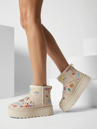 Royalfashion Short women's snow boots with Hanaga stickers