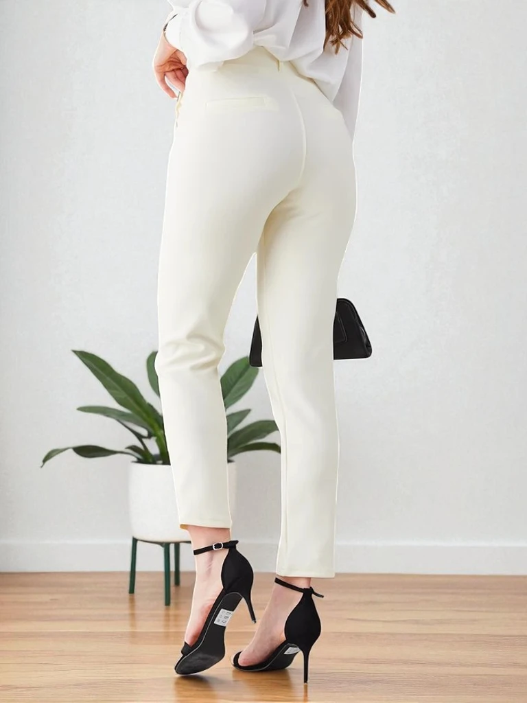 Royalfashion Women's treggings with decorative buttons