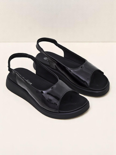 Royalfashion Women's Luna Shines sandals on a thick sole