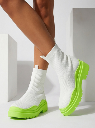 Бело-зеленые женские сапоги Seritis