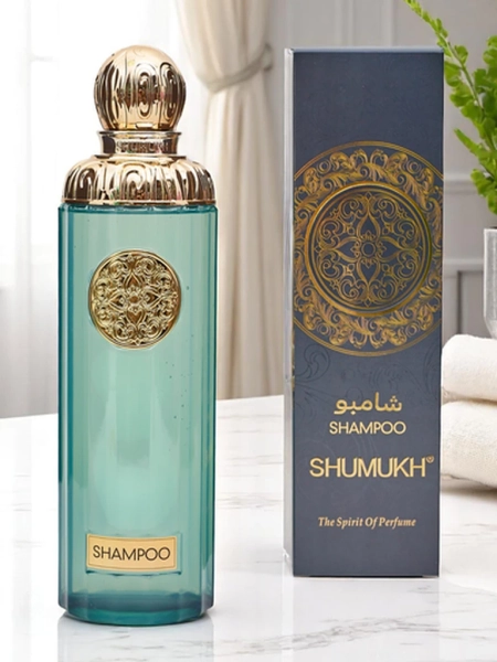 Mitrinošs un atjaunojošs matu šampūns