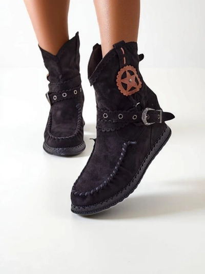 Royalfashion Women's ankle boots on a low wedge Indianas