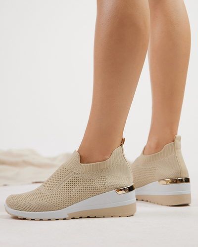 OUTLET Beige women's sports shoes with a wedge Rishmia - Footwear