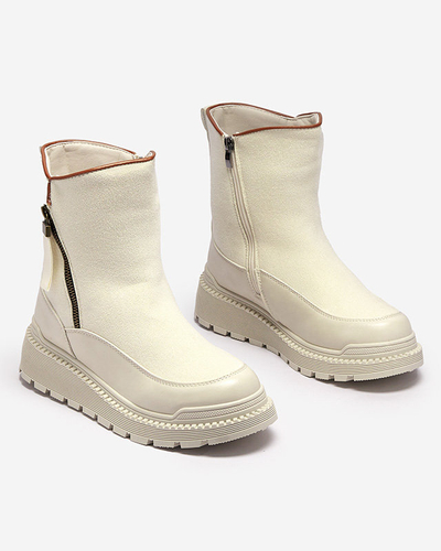 Кремовые женские сапоги на плоском каблуке Mefina- Footwear