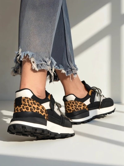 Royalfashion Women's sporty sneakers Seftass