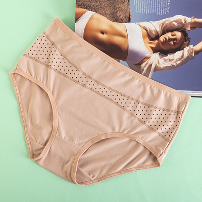 Бежевые женские трусы