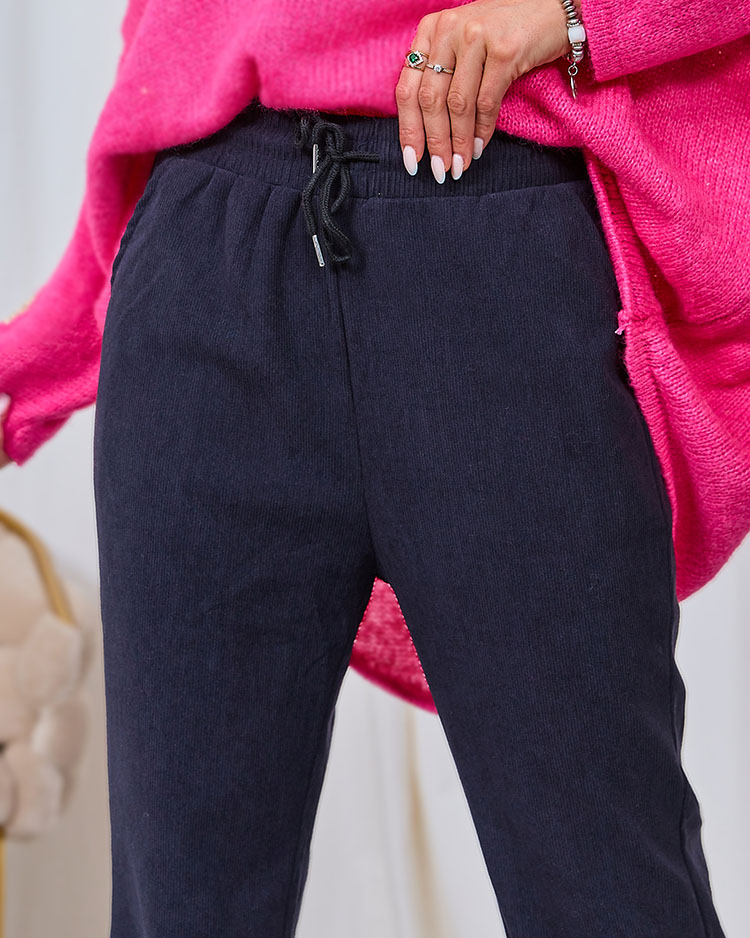 Royalfashion Tumši zilas velvetes auduma bikses sievietēm