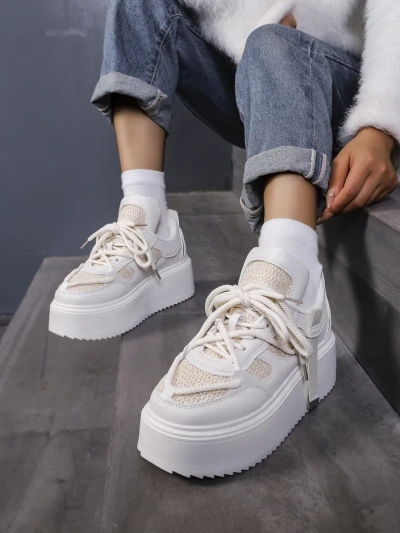 Royalfashion Women's sporty platform sneakers Aeroll