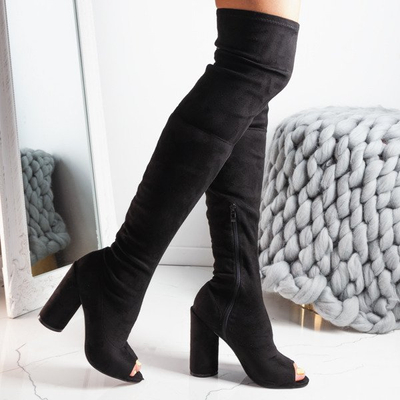 Black boots on the post with a cut Fauna - Footwear