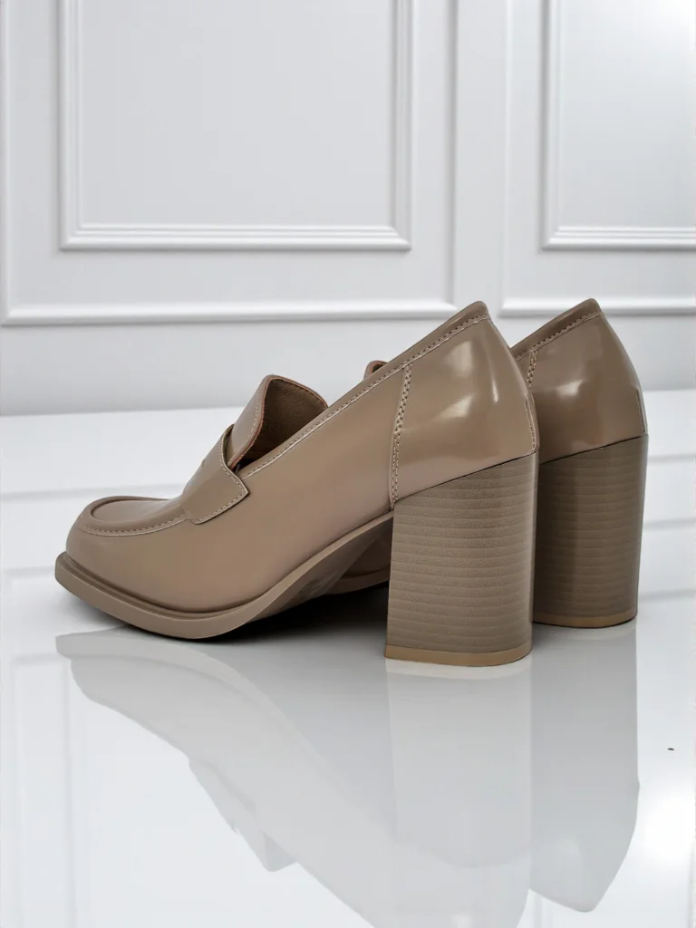 Royalfashion Jinan mûzên li ser pêlav Minerva