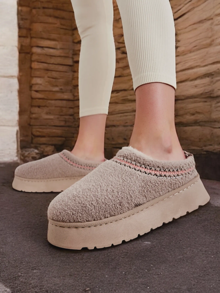 Rojālfāšona īsie sieviešu sniega zābaki pēc sniega zābakiem Esel