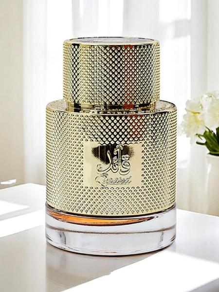 Iedvesmots no LATTAFA Qaa'ed Eau de Parfum Unisex 100ml
