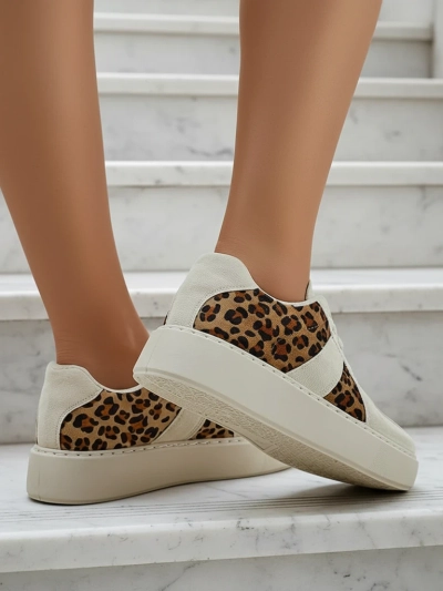 Royalfashion Women's sporty sneakers with a leopard print Big Cat