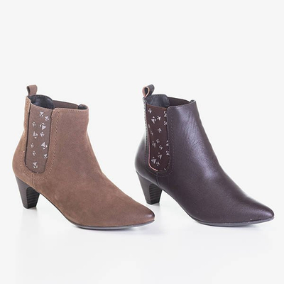 Dark brown women's ankle boots with geometric patterns Alynca - Shoes