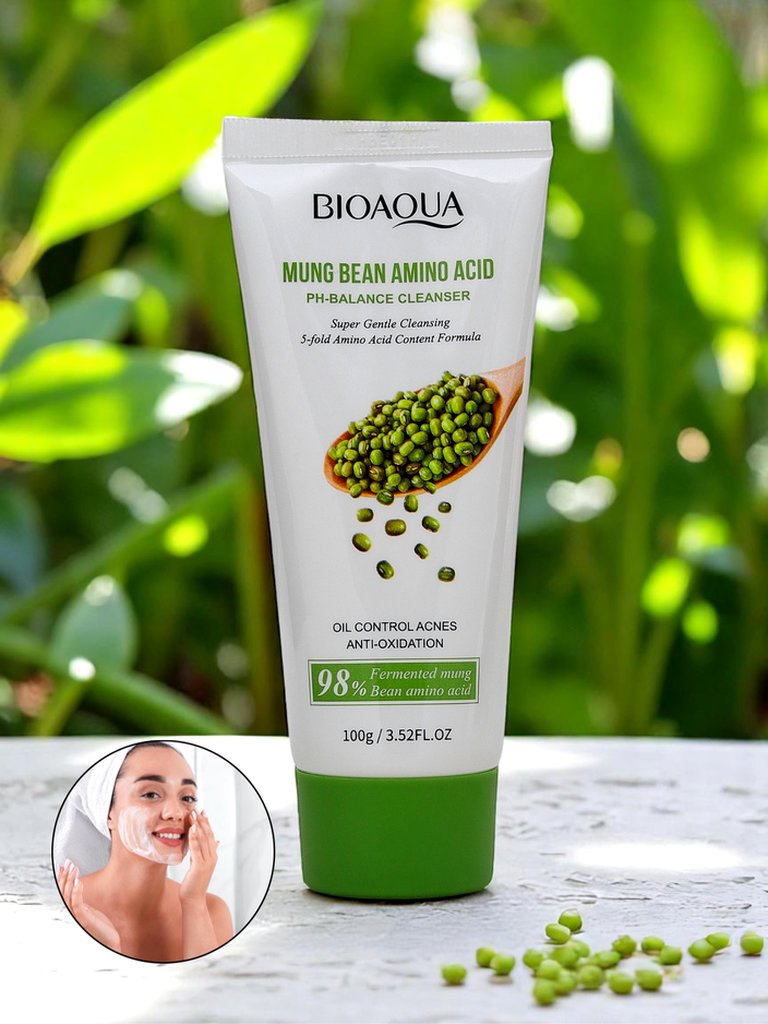 Cleansing foam with bean extract