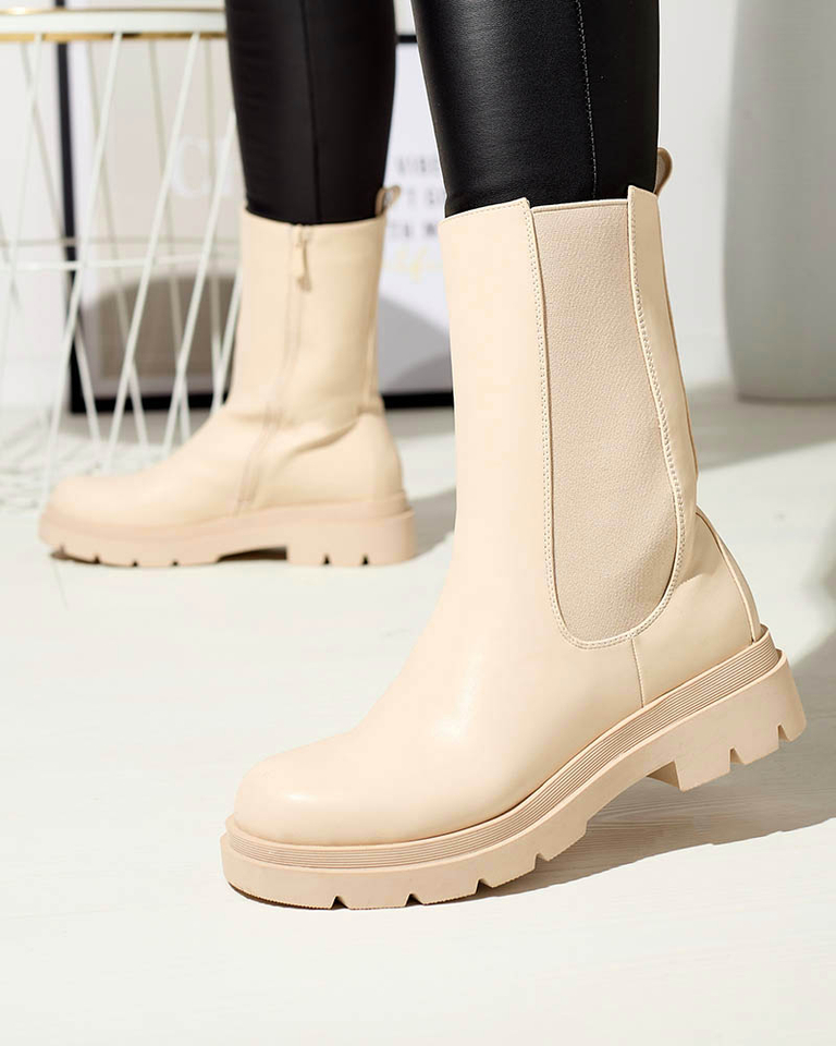 Бежевые женские высокие сапоги на плоском каблуке Vedesa - Одежда