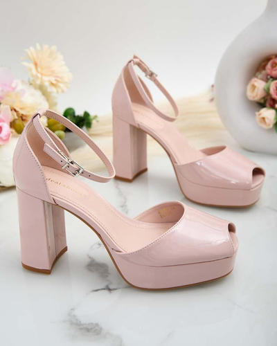 Royalfashion Sieviešu sandales Lefeyoa ar lakotu pēcpusi